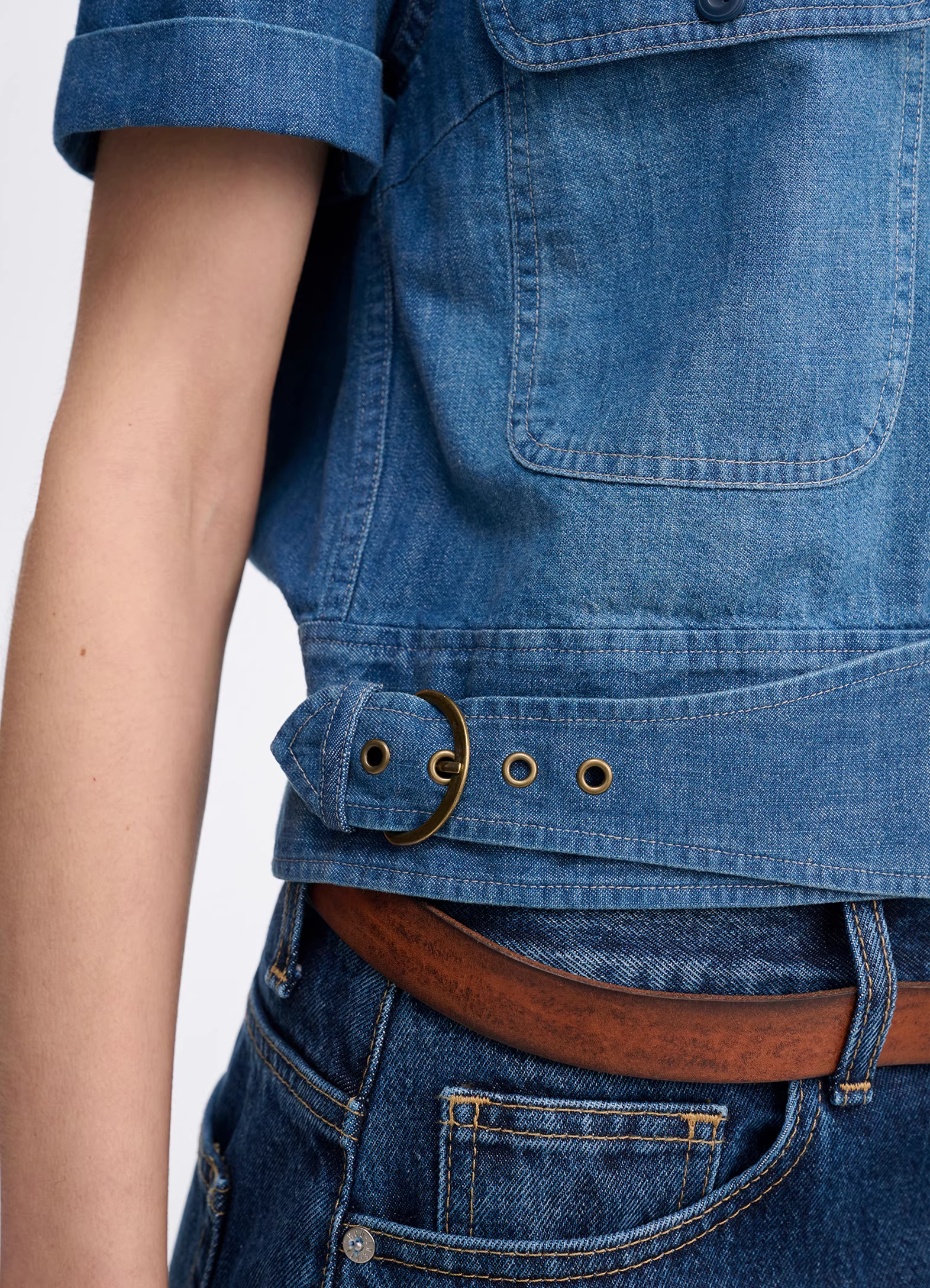 Collared Button-Down Short Sleeve Denim Shirt